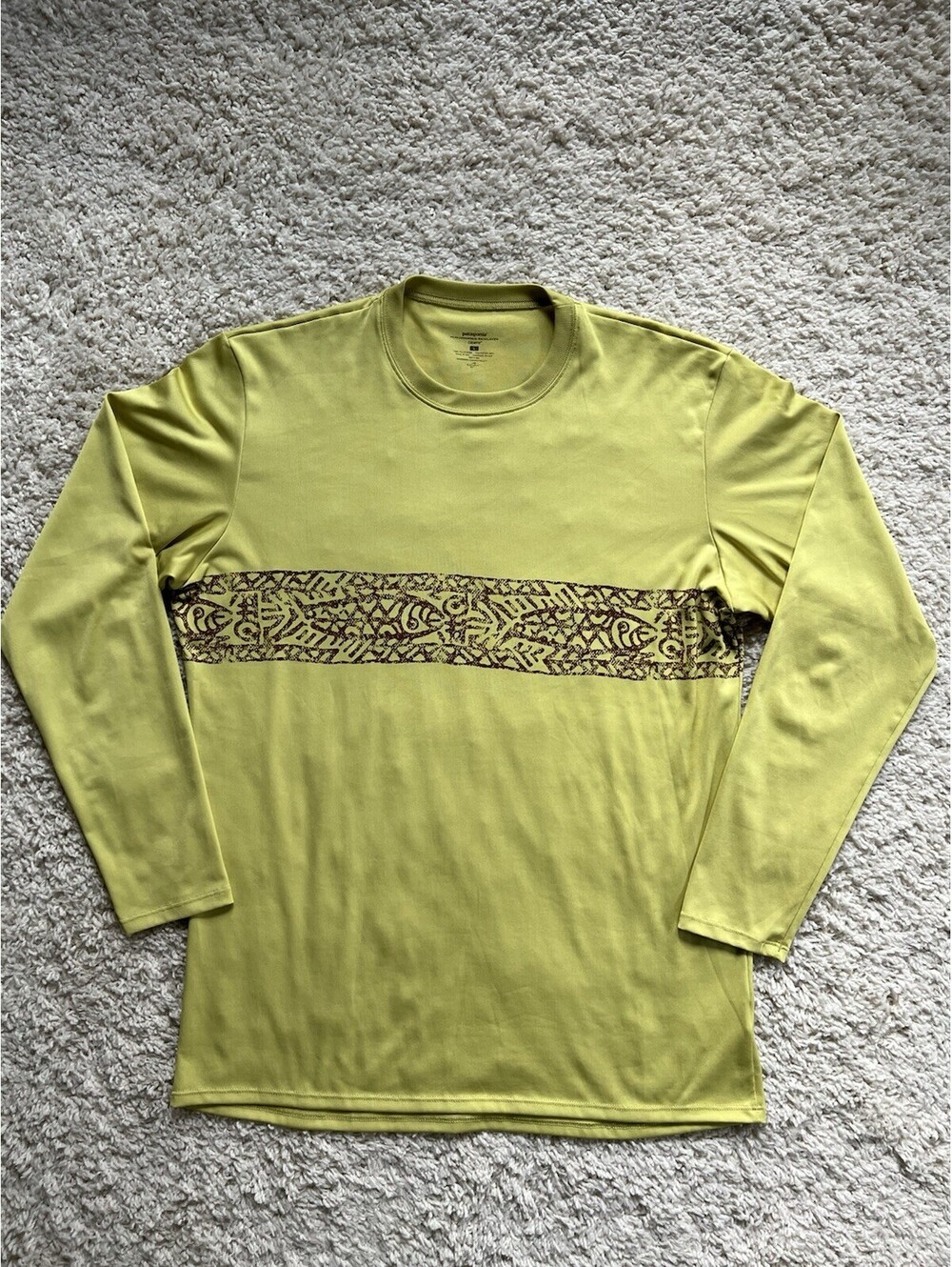 Patagonia Men’s Long Sleeve Shirt Size Large Yellow EUC!
